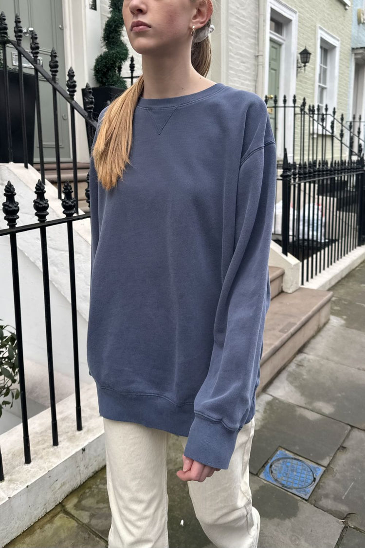 Brandy Melville Exclusive / Erica Oversized Sweatshirt