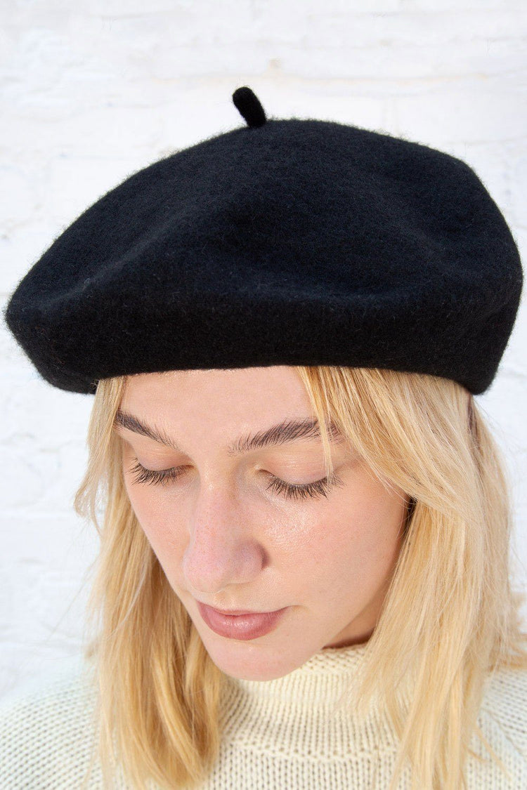 Brandy Melville Recommended / Wool Beret