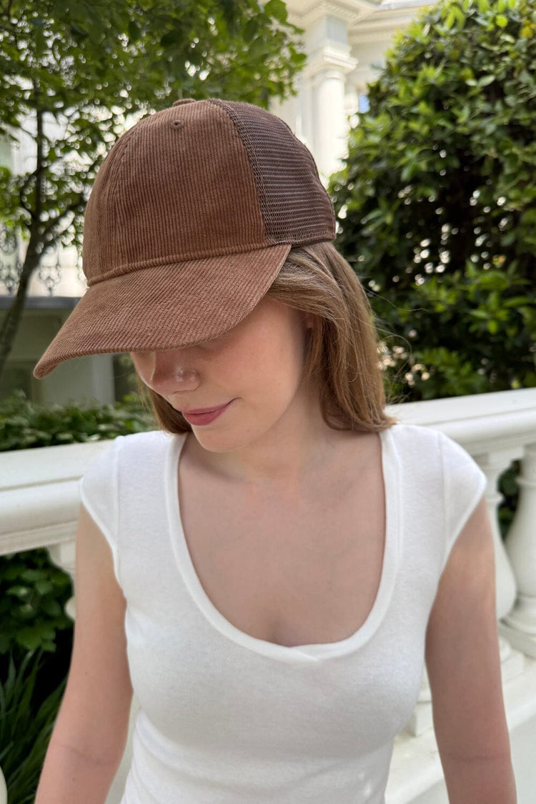 Brandy Melville Top Pick / Katherine Corduroy Cap