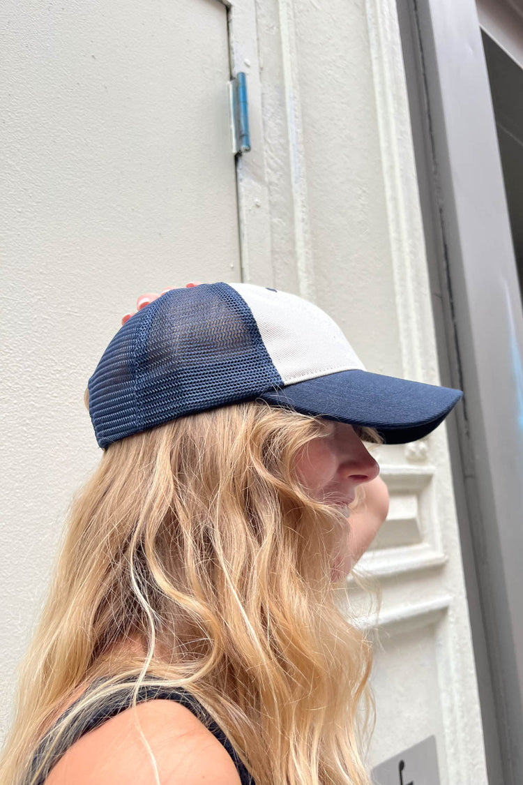 Brandy Melville Exclusive / Katherine Mesh Cap