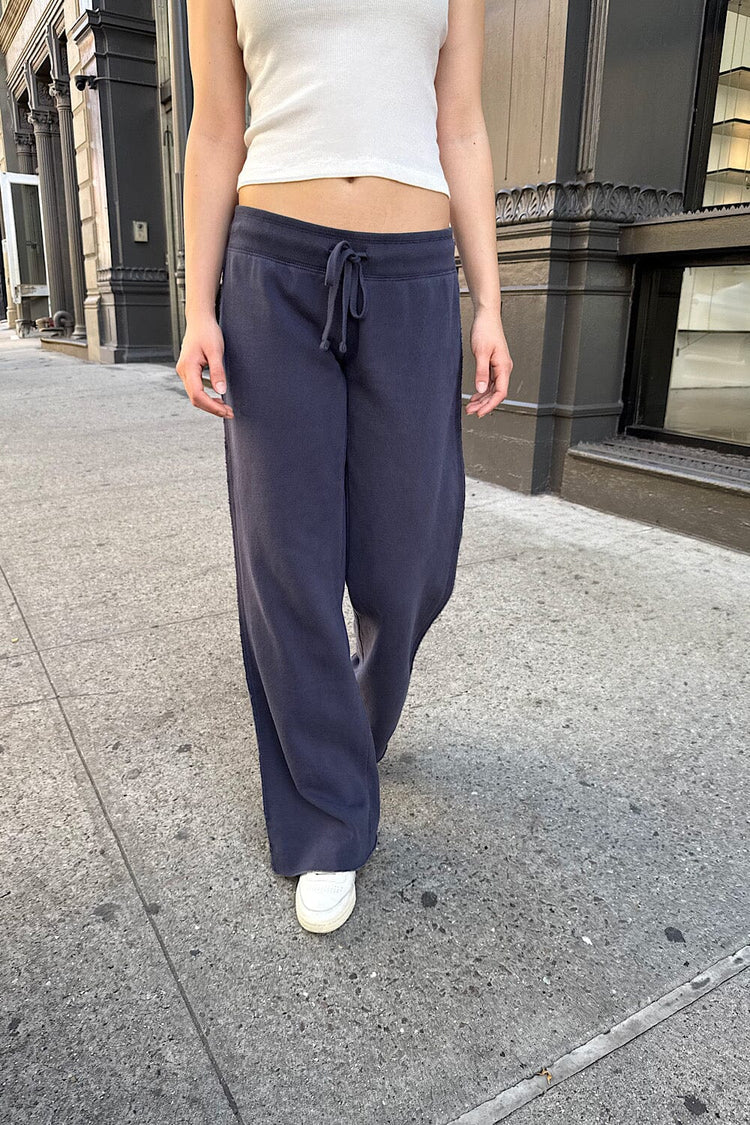 Brandy Melville Deals / Hilary Soft Yoga Pants