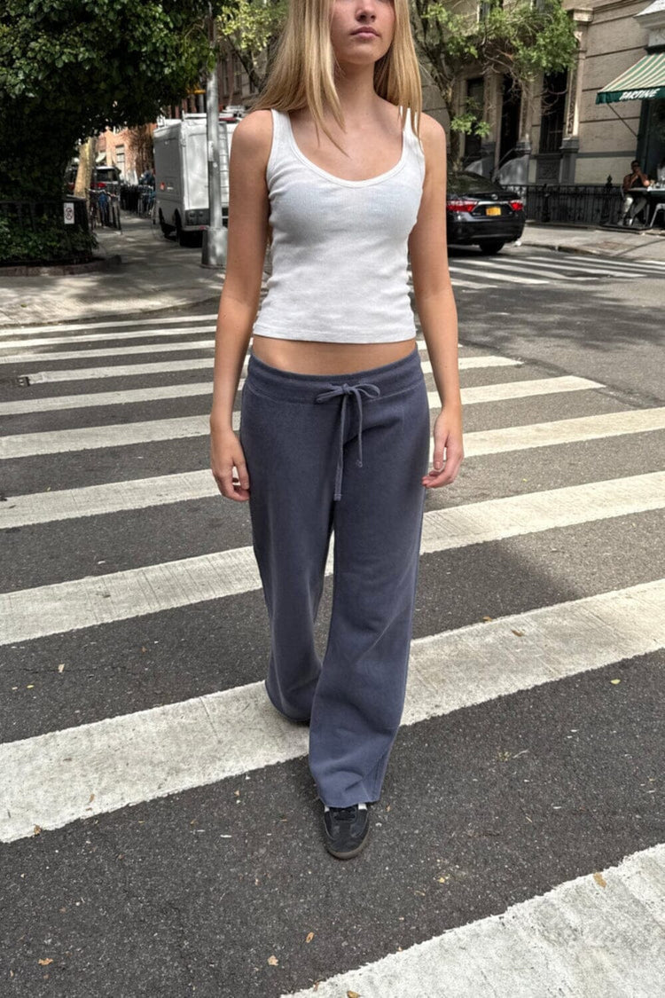 Brandy Melville Featured / Hilary Soft Yoga Pants