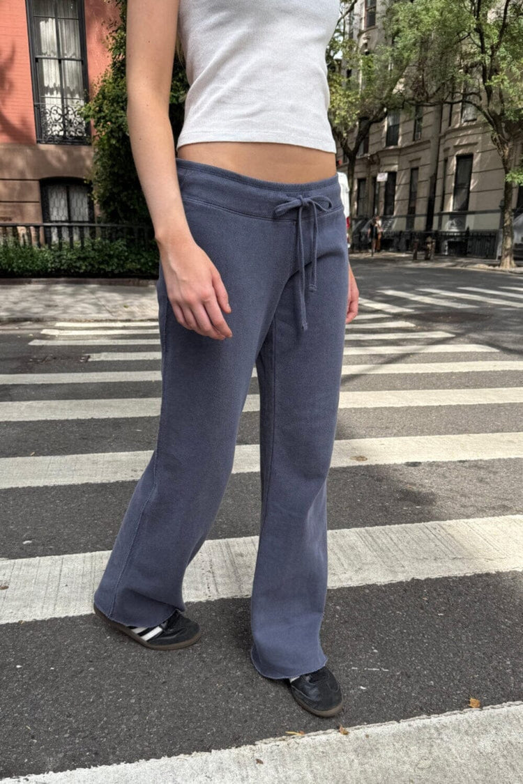 Brandy Melville Featured / Hilary Soft Yoga Pants
