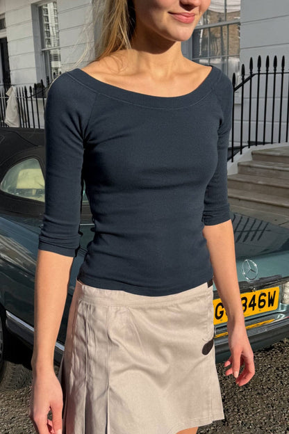 Brandy Melville Special Offer / Camila Off The Shoulder Top
