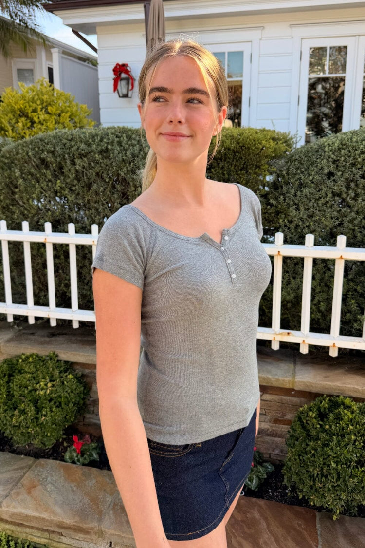 Brandy Melville Quality / Zelly Top