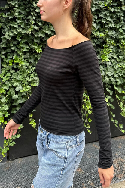 Brandy Melville Recommended / Bonnie Striped Top