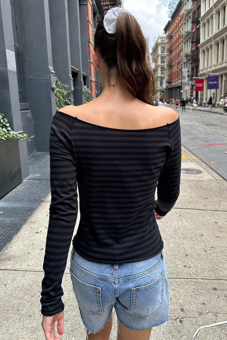 Brandy Melville Recommended / Bonnie Striped Top