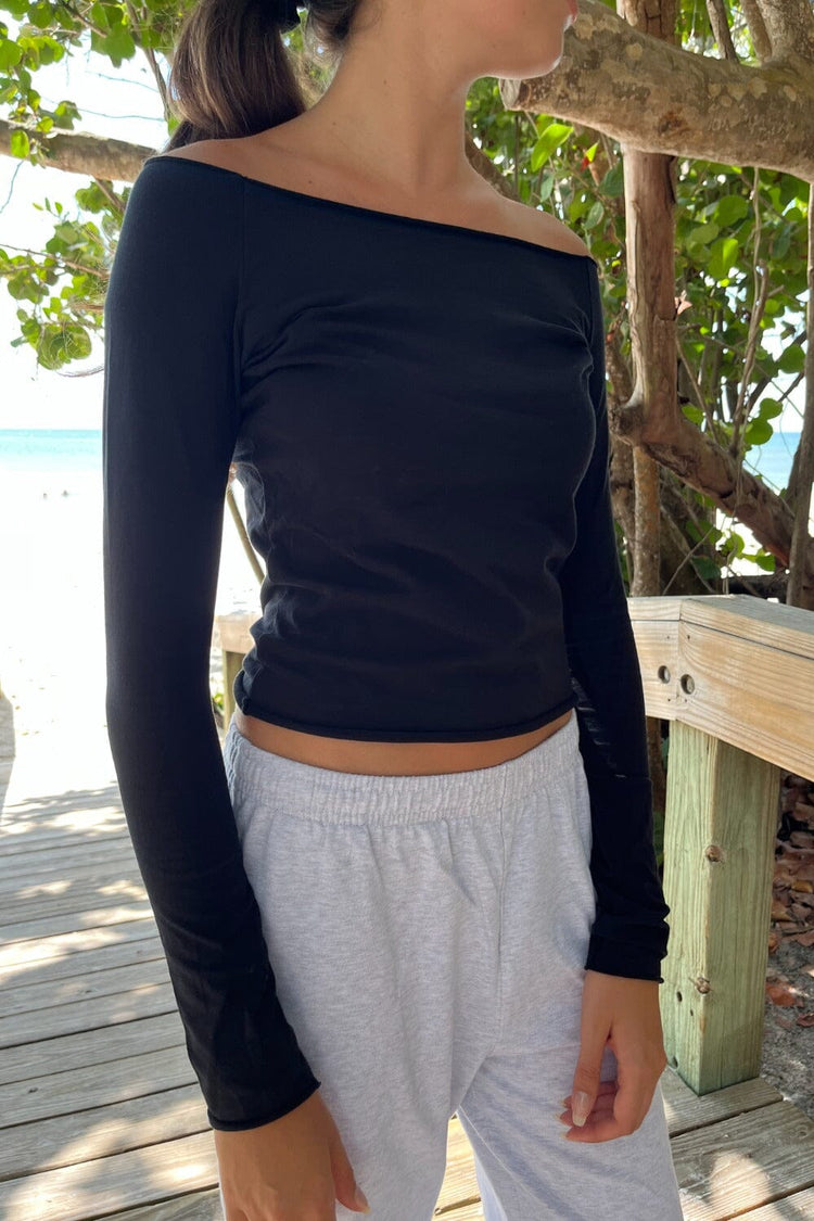 Brandy Melville Recommended / Bonnie Top