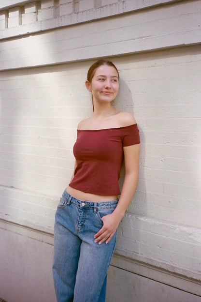 Brandy Melville Featured / Bonnie Top