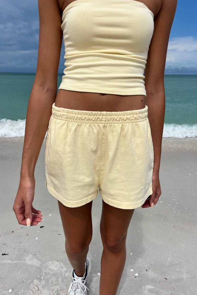 Brandy Melville Top Pick / Rosa Sweatshorts