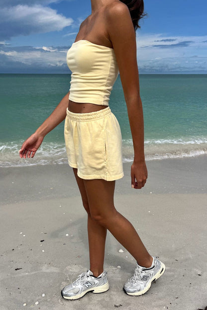 Brandy Melville Top Pick / Rosa Sweatshorts