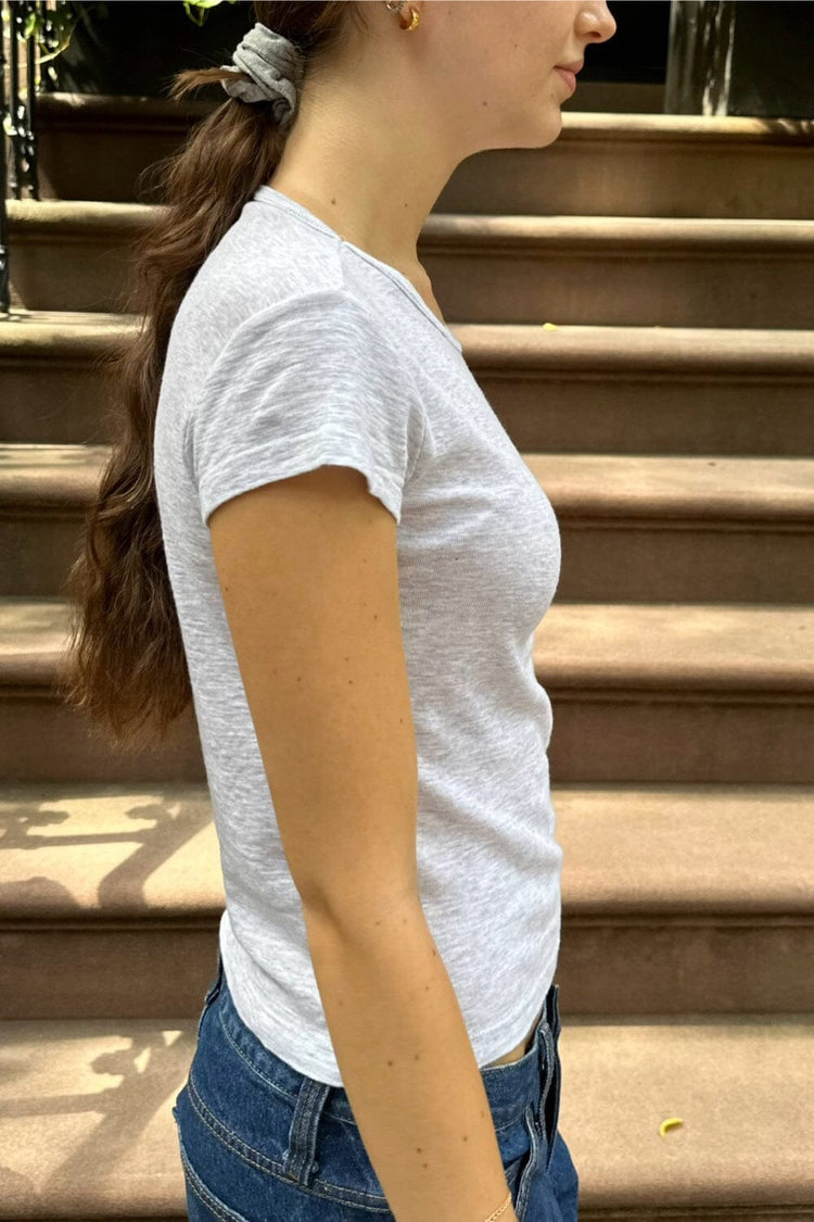 Brandy Melville Best Seller / Hailie Basic Top