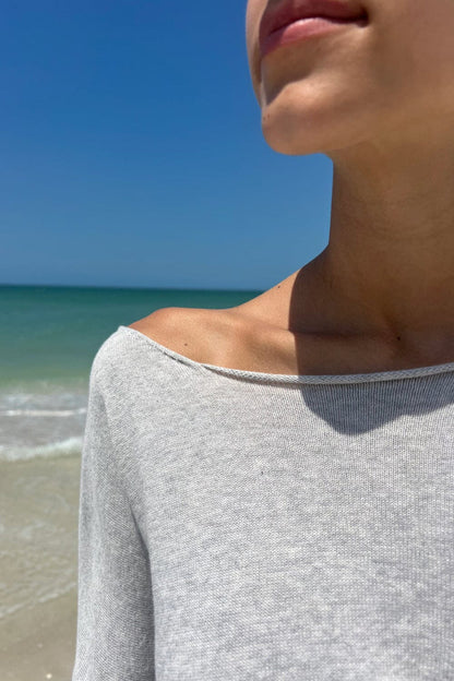 Brandy Melville Best Seller / Cameron Cropped Sweater