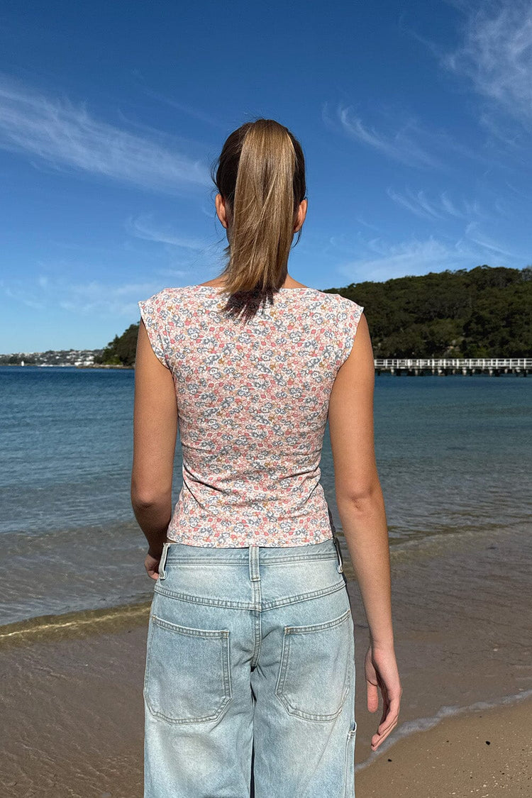 Brandy Melville Special Offer / Amara Floral Tank