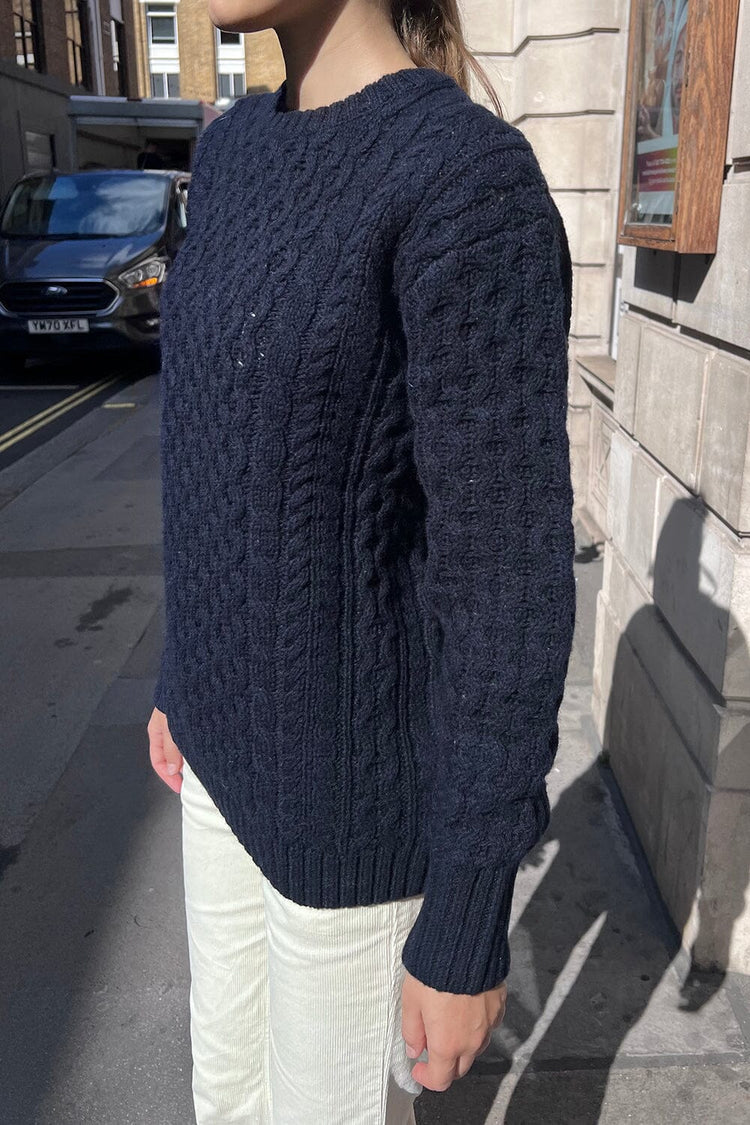 Brandy Melville Classic / Winona Heavy Wool Cable Knit Sweater