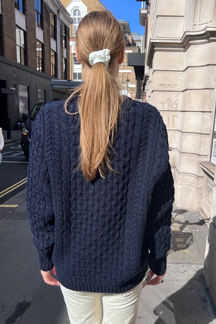 Brandy Melville Classic / Winona Heavy Wool Cable Knit Sweater