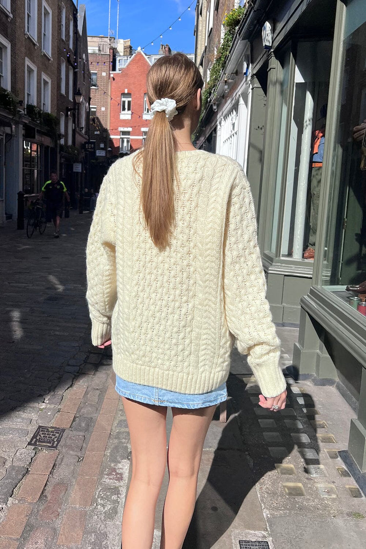 Brandy Melville Classic / Winona Heavy Wool Cable Knit Sweater