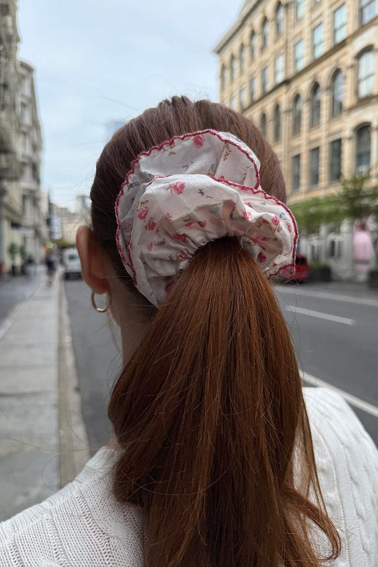 Brandy Melville Signature / Floral Frill Scrunchie