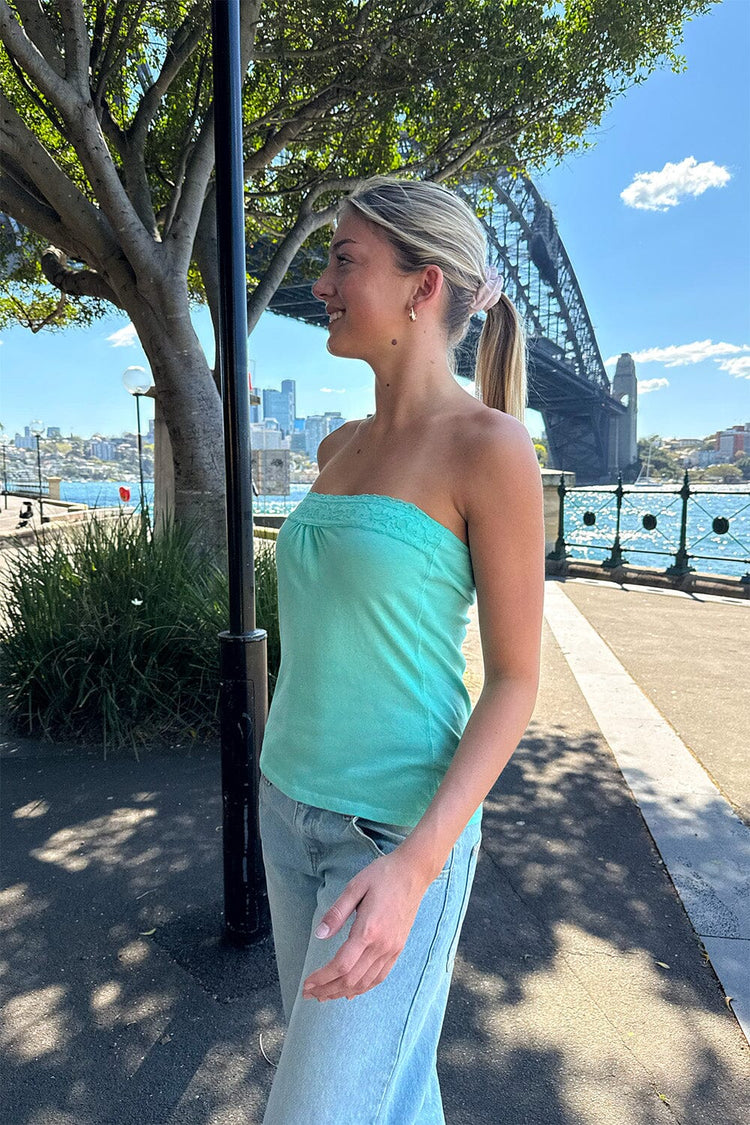 Brandy Melville Discount / Lucky Tube Top