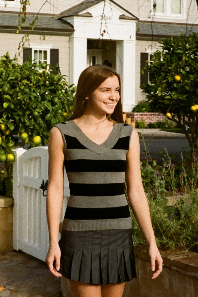 Brandy Melville Hot Sale / Amira Stripes Top