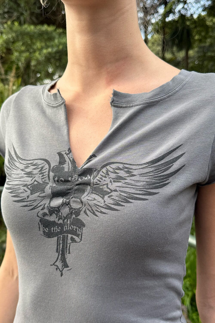 Brandy Melville Value / Mila Winged Skulls Top