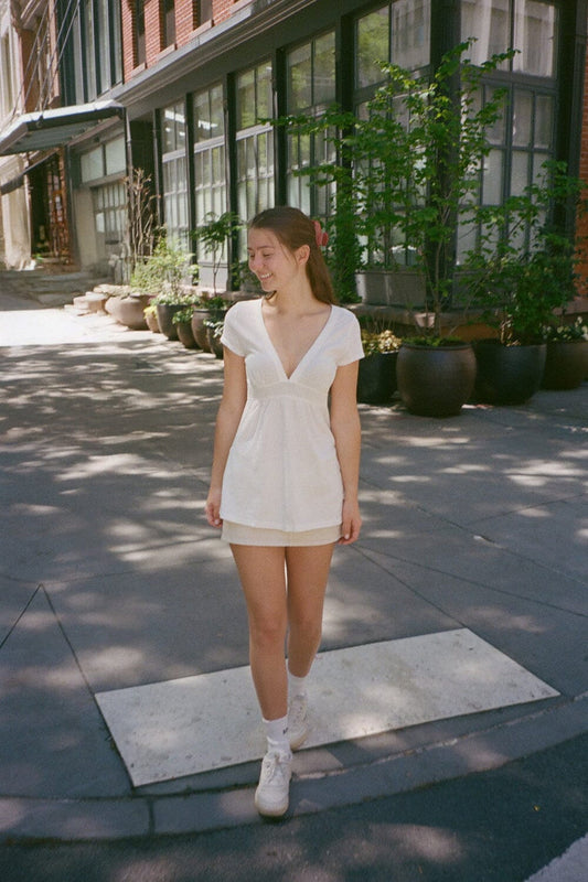 Brandy Melville Sale / Naia Top