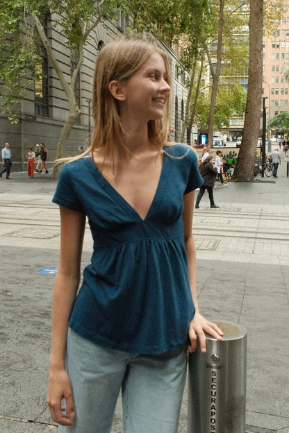 Brandy Melville Exclusive / Naia Top