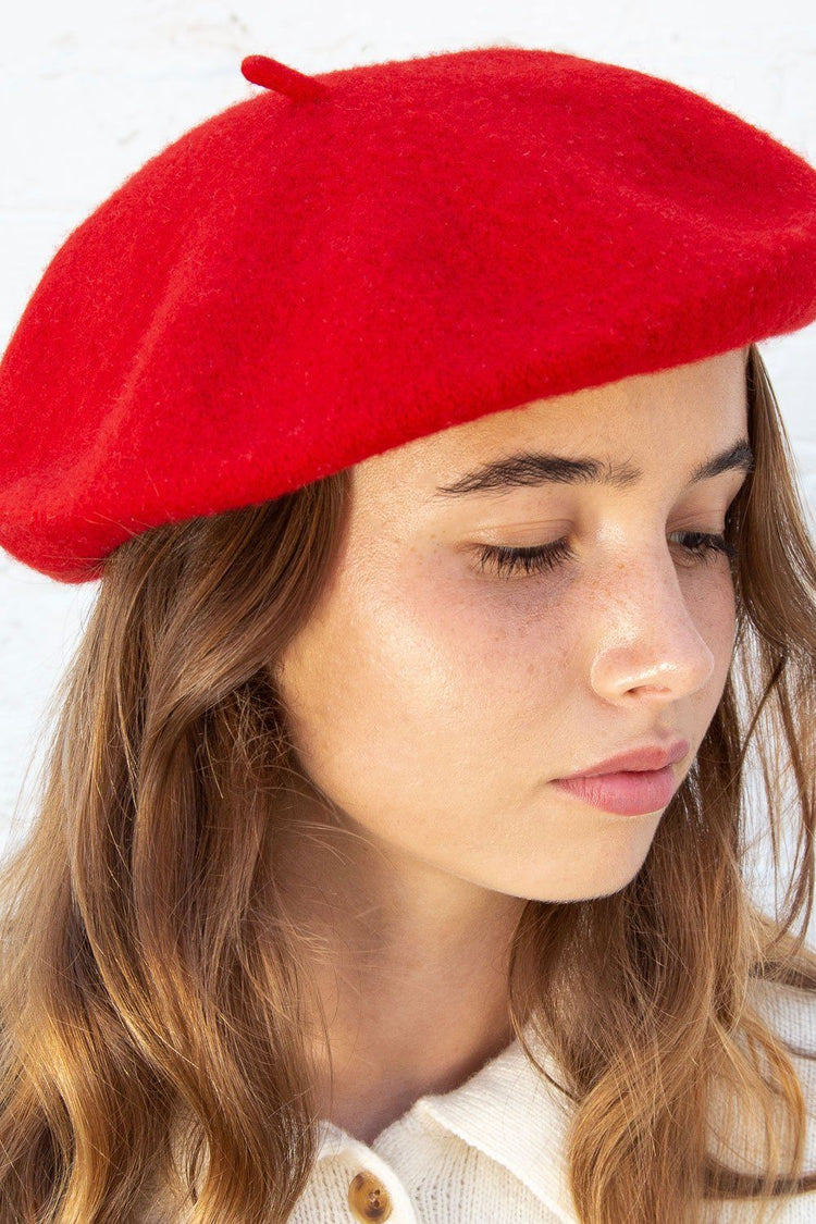 Brandy Melville Recommended / Wool Beret