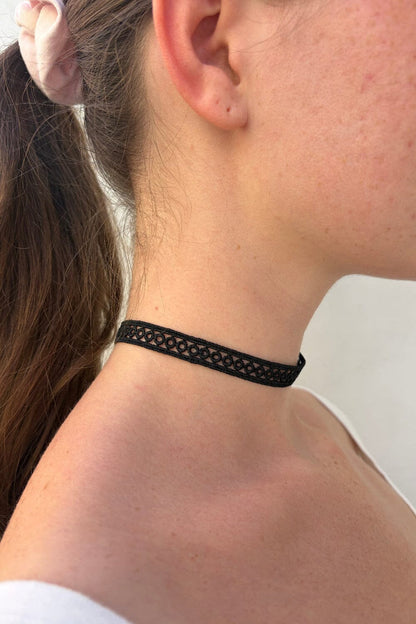 Brandy Melville Value / Circle Link Choker
