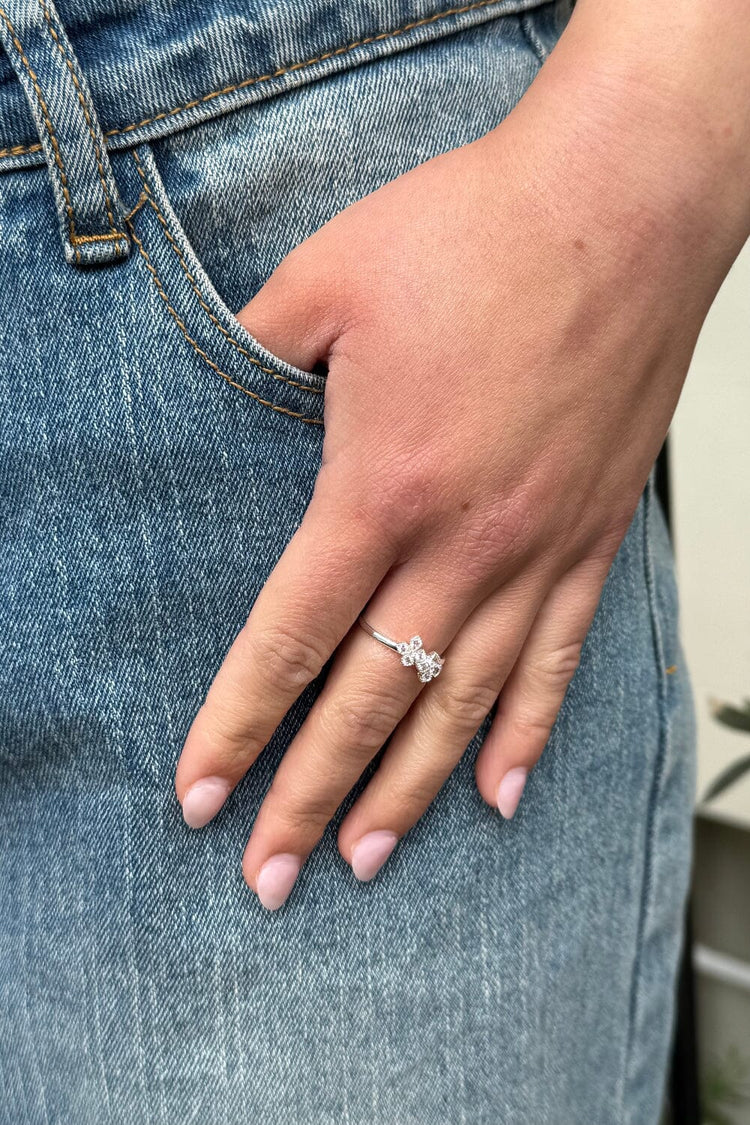 Brandy Melville Classic / Flower Ring