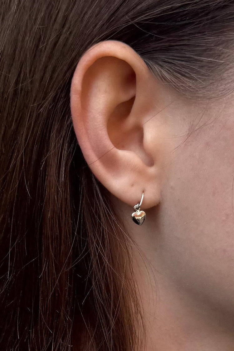 Brandy Melville Best Price / Heart Charm Earrings