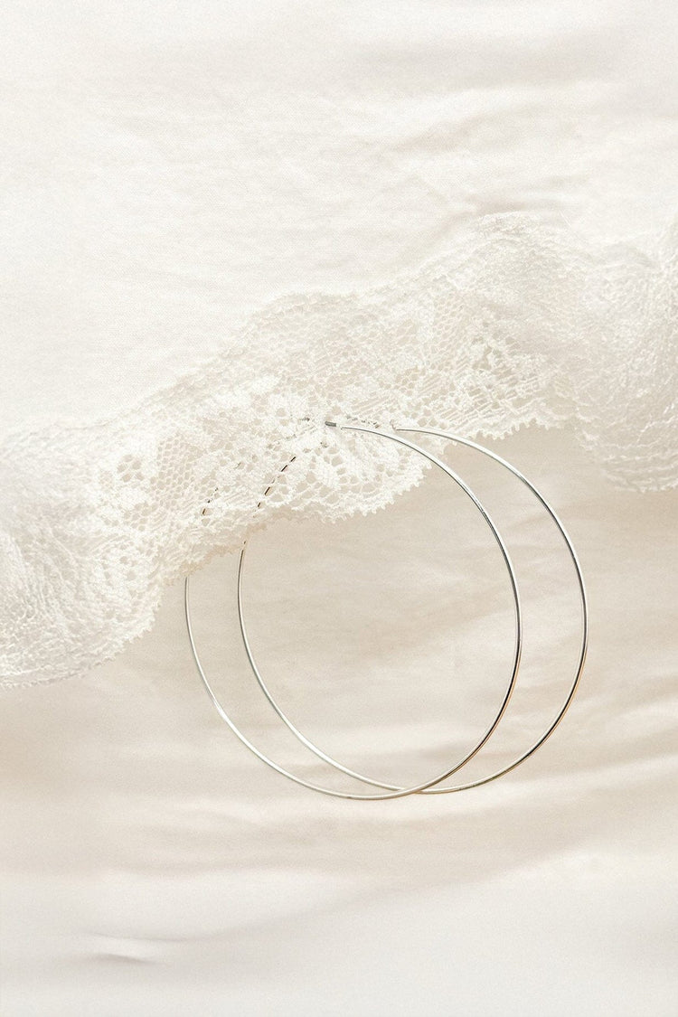 Brandy Melville Everyday / Thin Hoop Earrings