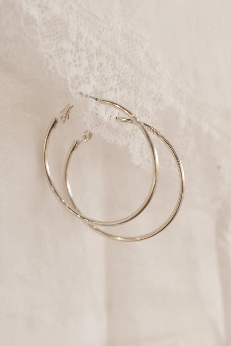 Brandy Melville Latest / Hoop Earrings