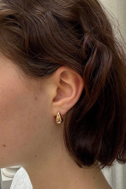 Brandy Melville Trending / Hoop Earrings