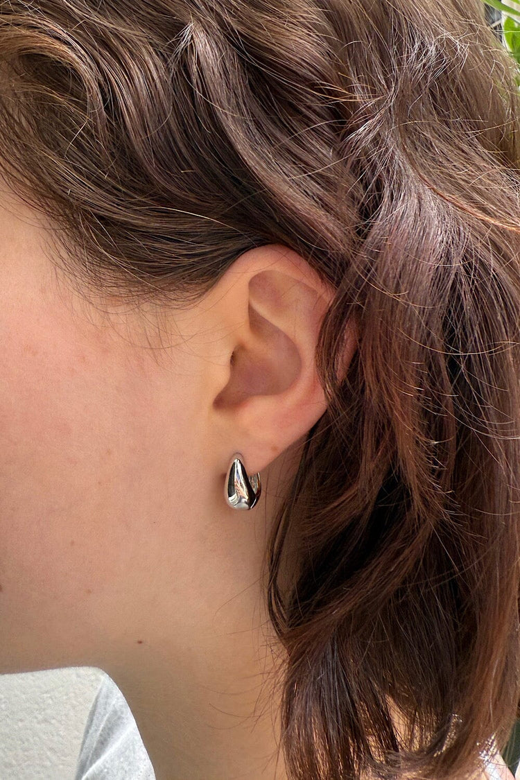 Brandy Melville Trending / Hoop Earrings