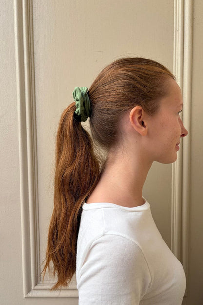 Brandy Melville Trusted / Basic Scrunchie