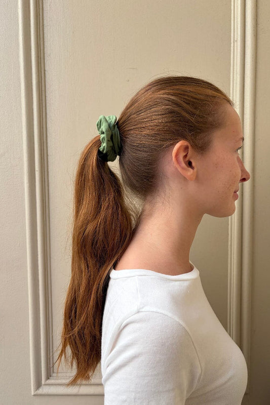 Brandy Melville Trusted / Basic Scrunchie