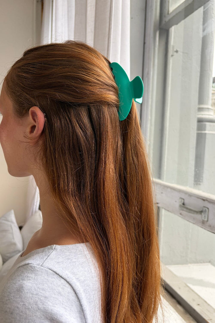 Brandy Melville Featured / Hair Claw Clip