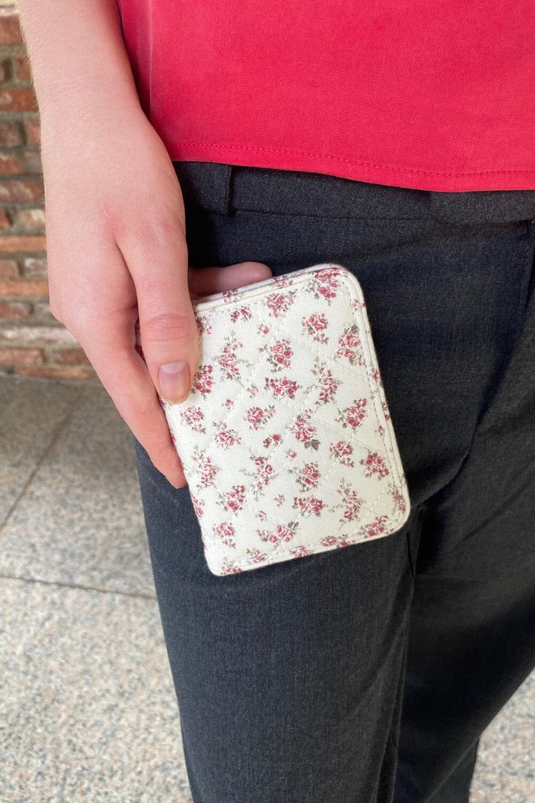 Brandy Melville Sale / Floral Card Case