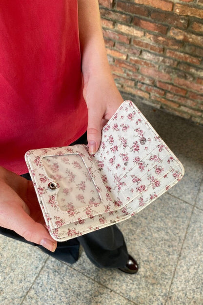 Brandy Melville Sale / Floral Card Case