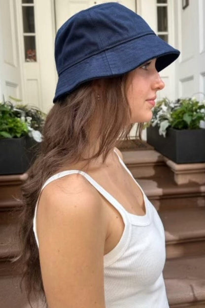 Brandy Melville Classic / Bucket Hat