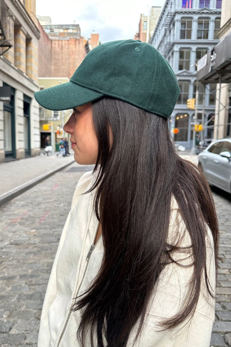 Brandy Melville Best Seller / Audrey Cap
