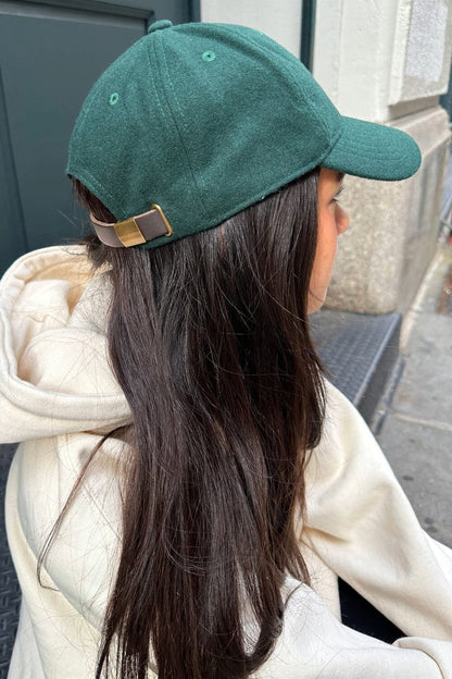 Brandy Melville Best Seller / Audrey Cap