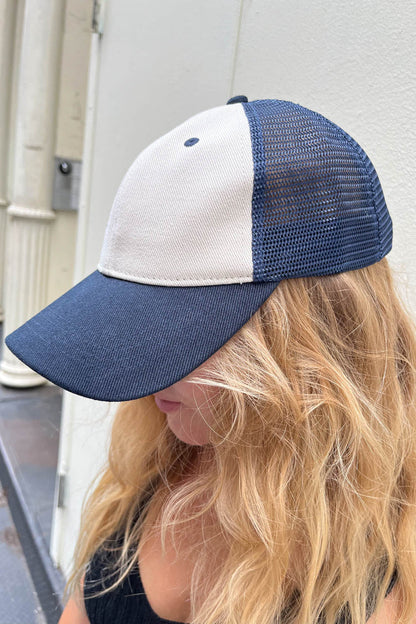 Brandy Melville Exclusive / Katherine Mesh Cap
