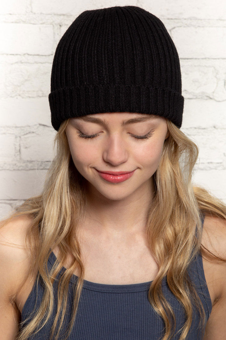 Brandy Melville Classic / Knit Beanie
