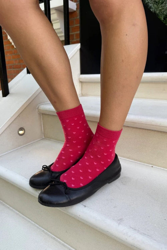 Brandy Melville Featured / Heart Socks