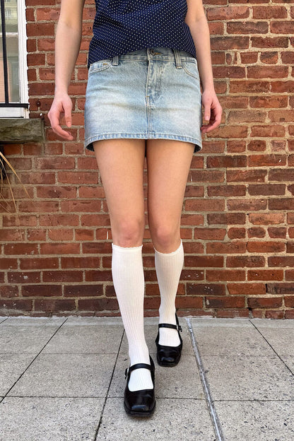 Brandy Melville Great Value / White Long Socks