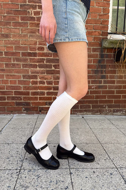 Brandy Melville Great Value / White Long Socks