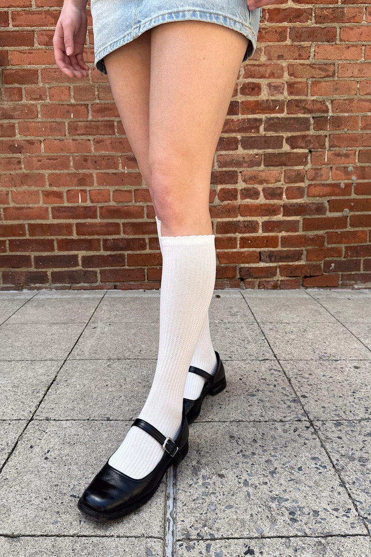 Brandy Melville Great Value / White Long Socks