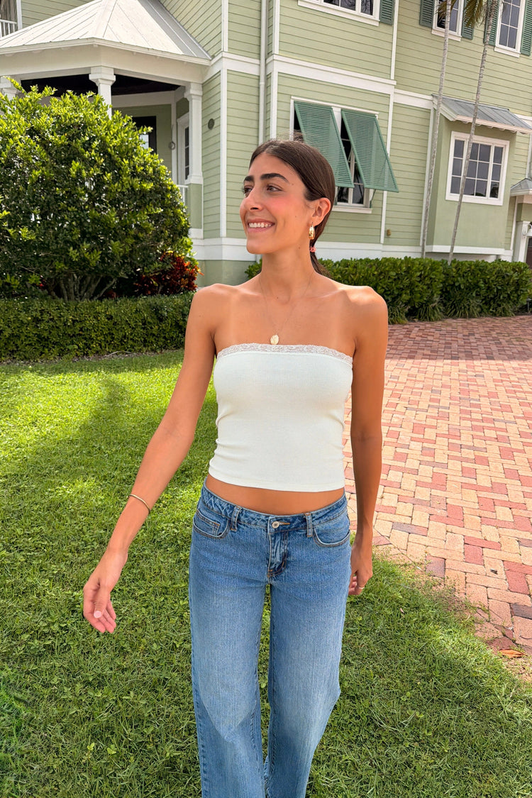 Brandy Melville Customer Favorite / Amelia Ribbed Top